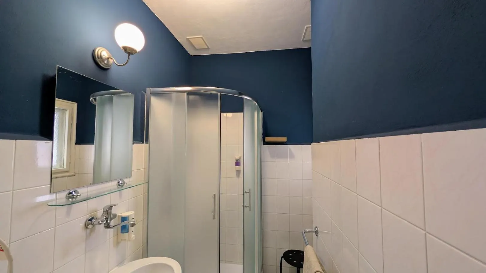 Apartament Flat In Zizkov -401- Praga