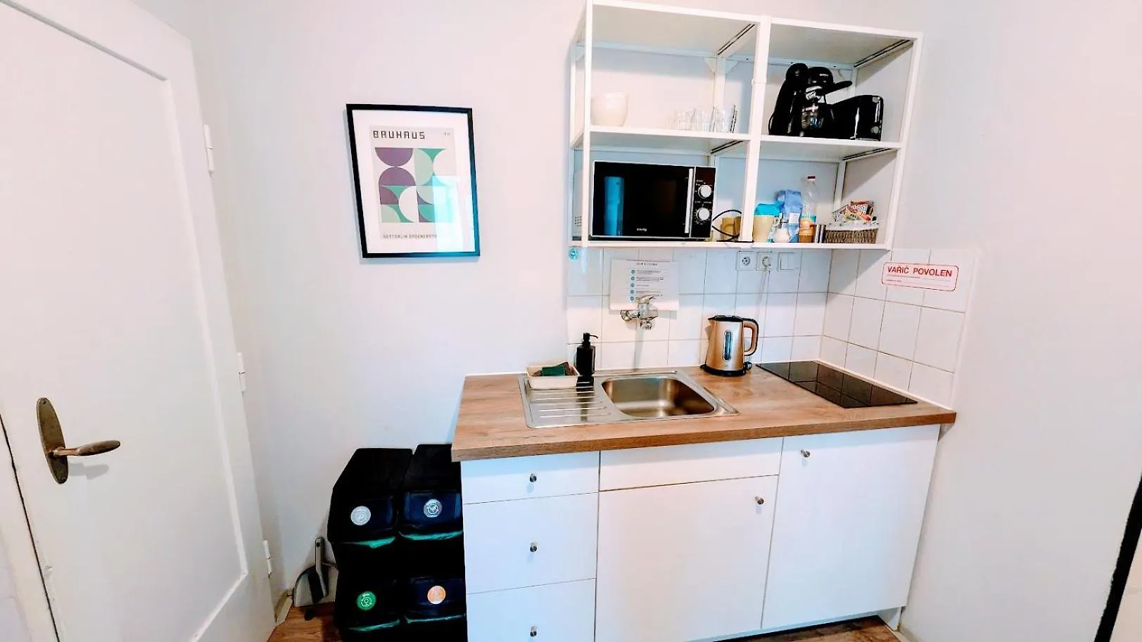 Apartament Flat In Zizkov -401- Praga