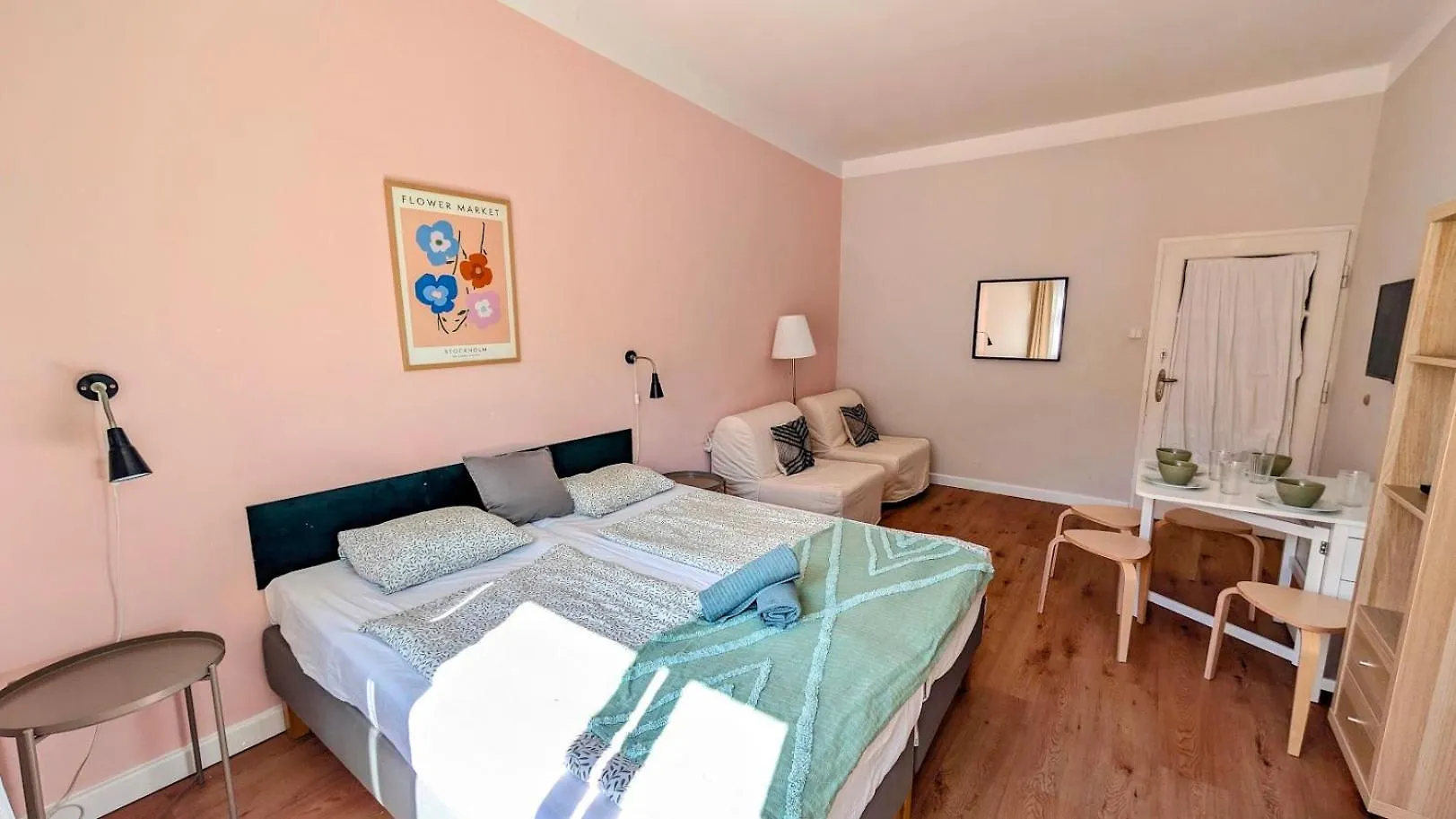 Apartament Flat In Zizkov -401- Praga